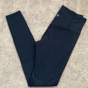 ATHLETA Elation Over-the-Heel Tight size M Extra Long in Black (Tall 33” inseam)